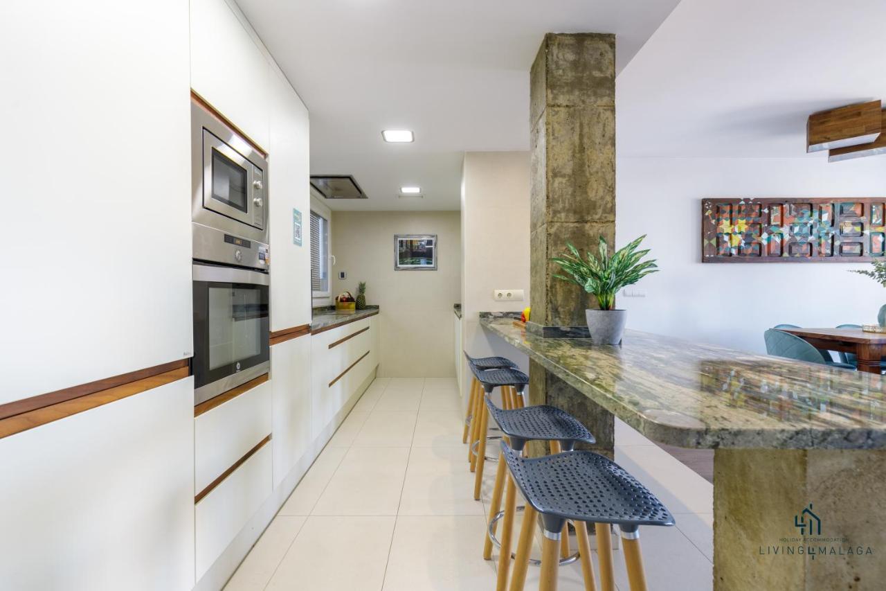 Living4Malaga Theatre Square Terrace Apartment Ngoại thất bức ảnh