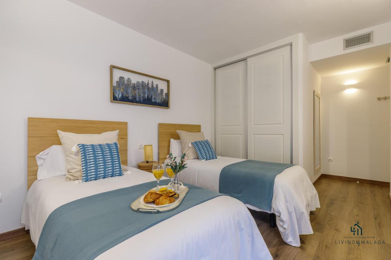 Living4Malaga Theatre Square Terrace Apartment Ngoại thất bức ảnh